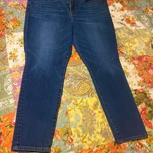 American Eagle Super High Rise Jeggings